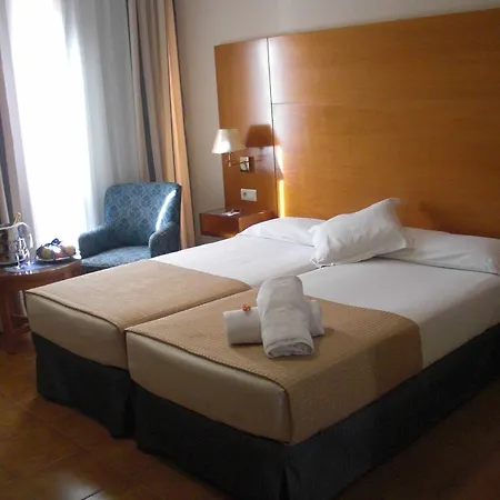 Tryp Ciudad De Hotel