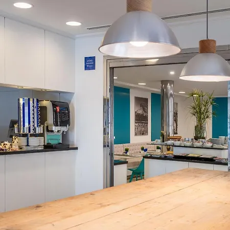 Tryp Ciudad De Hotel 3*