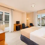 Otel Tryp Ciudad De 3*