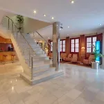 Tryp Ciudad De Аликанте