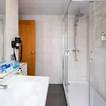 Отель Tryp Ciudad De 3*